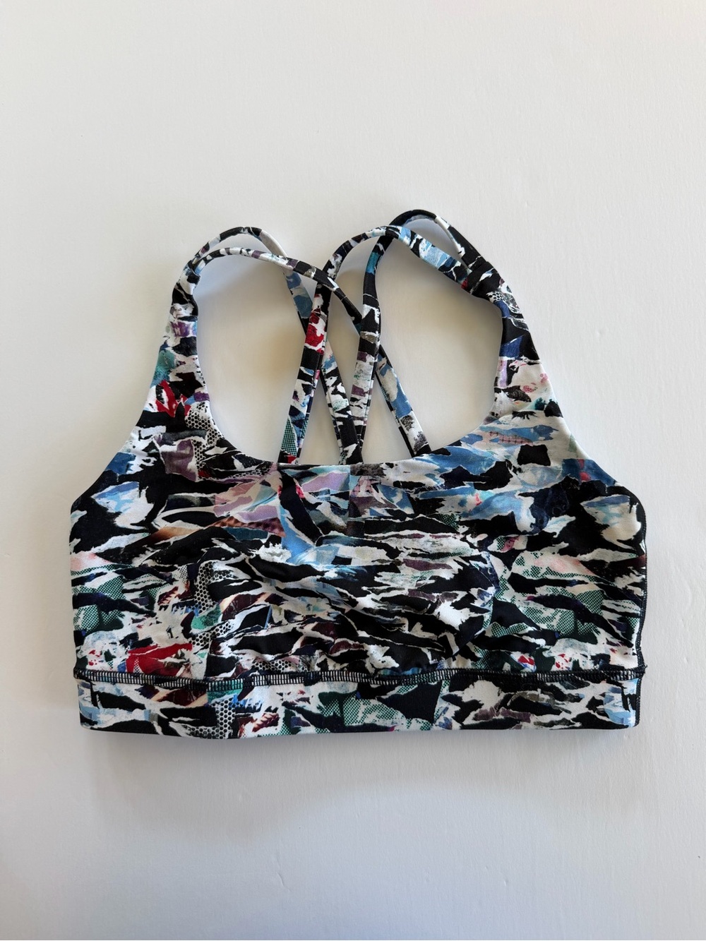 Lululemon Energy Bra Size 6 EUC